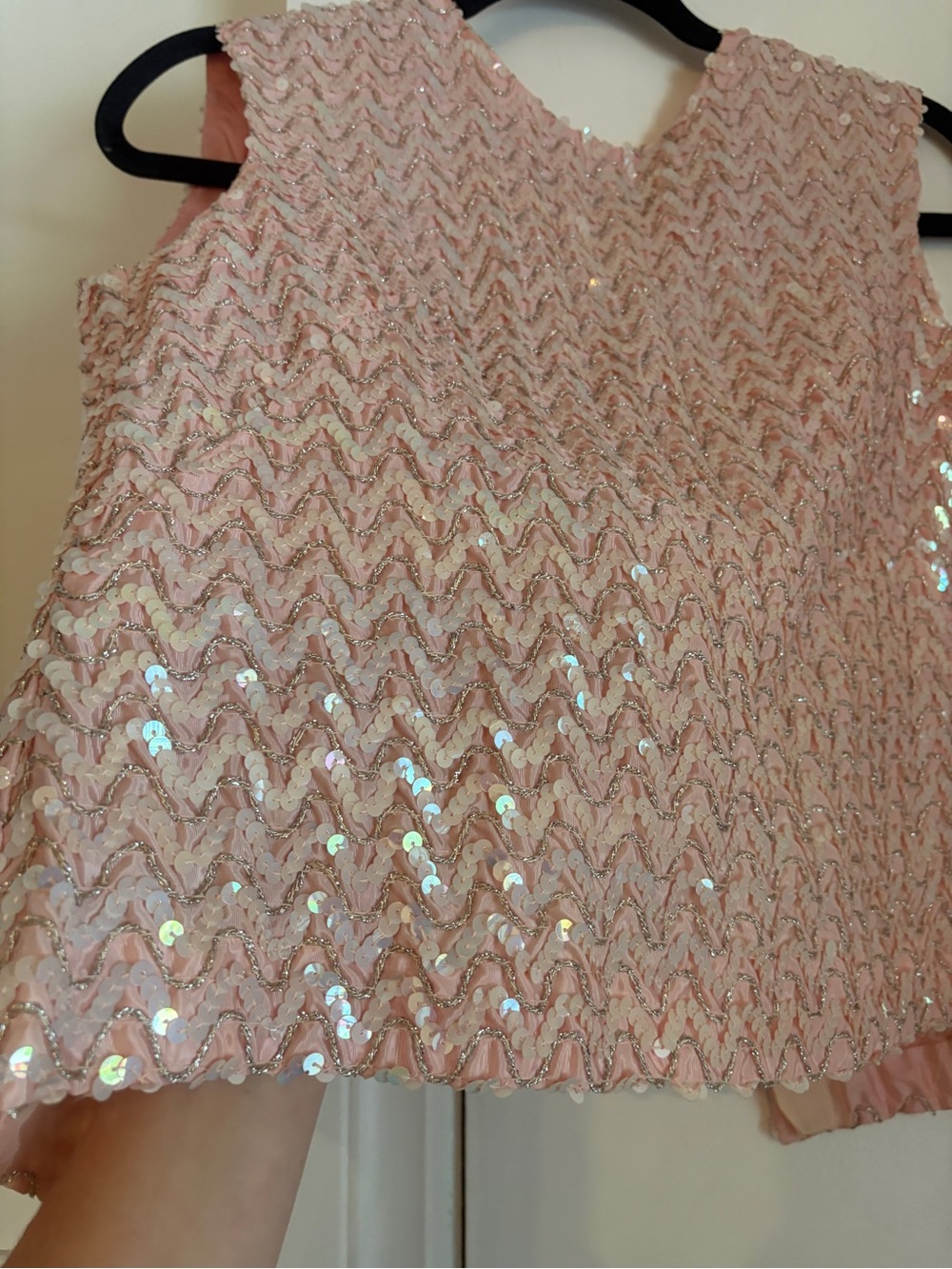 Vintage 70s Pink Sequin Zigzag button closure sleeveless Top - Picture 5 of 16